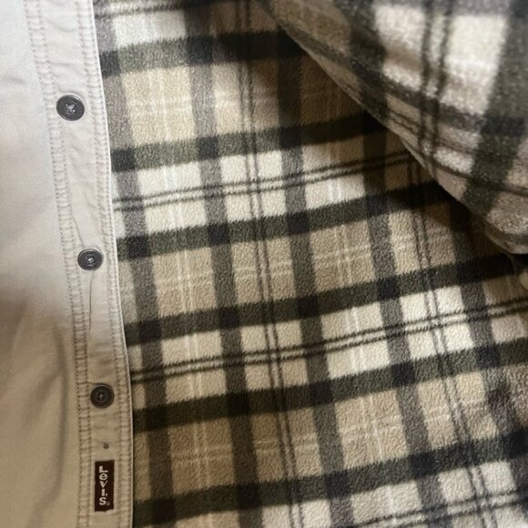 Levis Shacket Mens M Beige Fleece Plaid Lined Shirt Jacket Pockets Logo Buttons - Picture 6 of 6